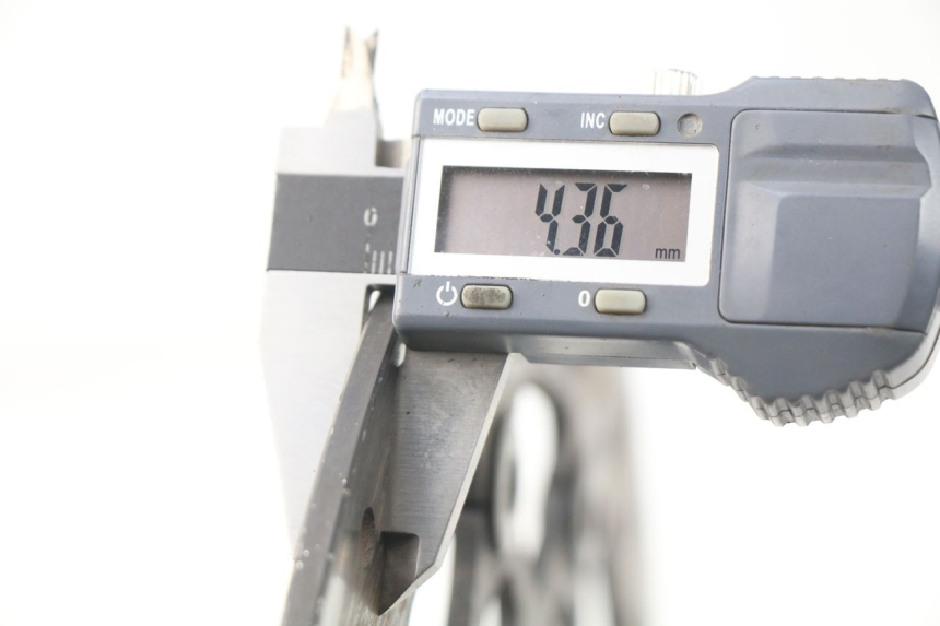 photo de PAIRE DISQUES FREIN AVANT YAMAHA FZ8 800 (2010 - 2016) - État de surface