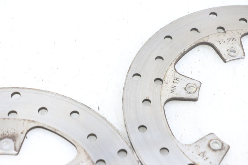 photo de PAIRE DISQUES FREIN AVANT PIAGGIO MP3 RL 250 (2006 - 2010) - Vue d’ensemble