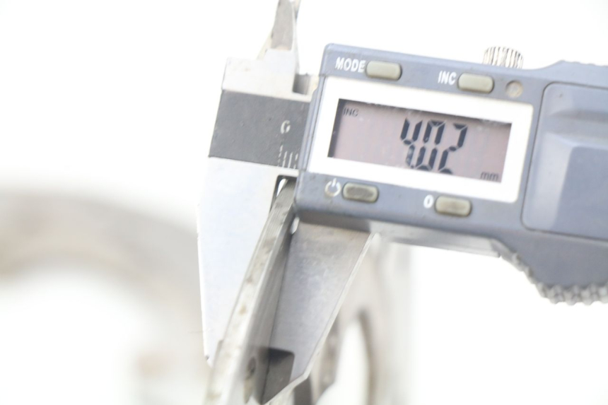 photo de PAIRE DISQUES FREIN AVANT PIAGGIO X9 EVOLUTION 125 (2003 - 2007) - Détail de la pièce