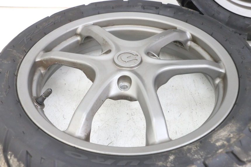 photo de PAIRE JANTE QUADRO 3D S 350 (2013 - 2018) - Points de fixation