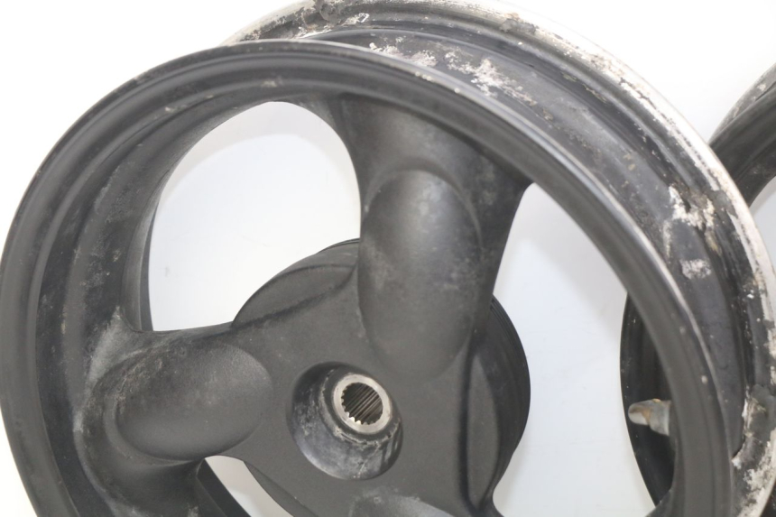 photo de PAIRE JANTE KYMCO AGILITY 4T 50 (2005 - 2018) - Inspection visuelle