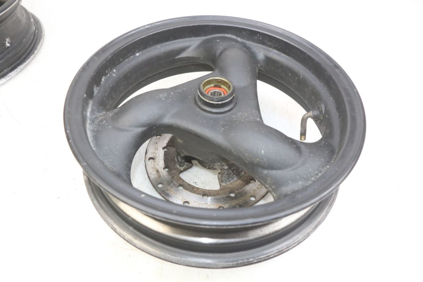 photo de PAIRE JANTE KYMCO AGILITY 4T 50 (2005 - 2018) - Zoom état d’usage