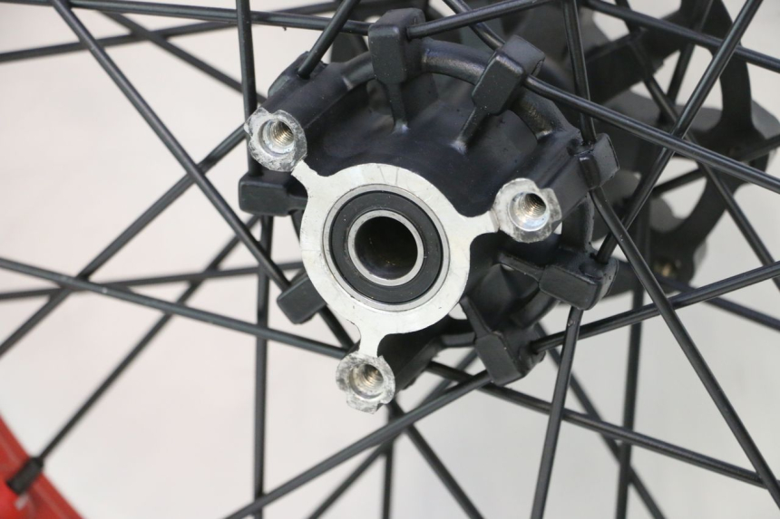 photo de PAIRE JANTES HM HONDA CRM DERAPAGE RR 50 (2006 - 2017) - Détails caractéristiques