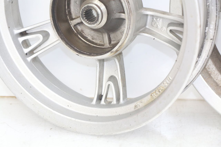 photo de PAIRE JANTE PEUGEOT KISBEE 2T 50 (2010 - 2017) - Pièce contrôlée