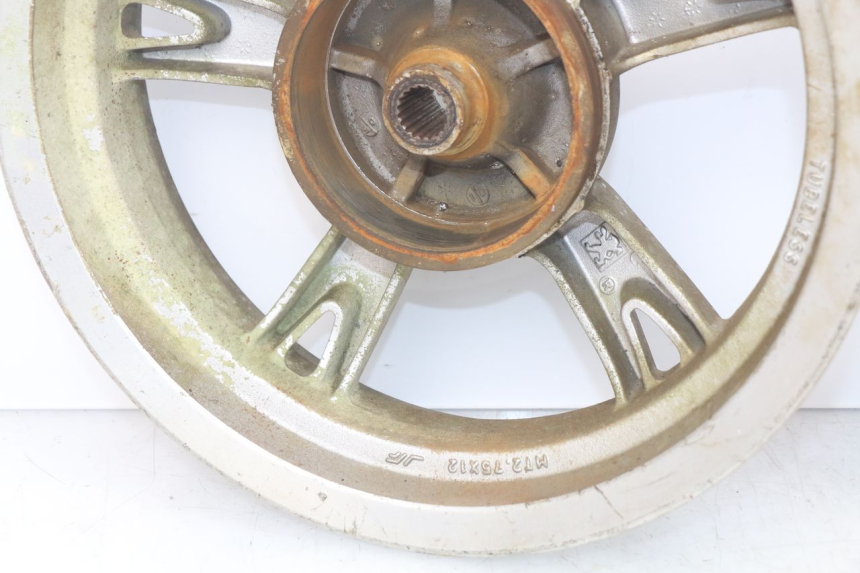 photo de PAIRE JANTE PEUGEOT KISBEE 4T 50 (2010 - 2017) - Photo complémentaire