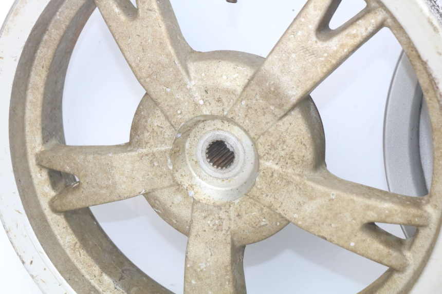 photo de PAIRE JANTE PEUGEOT KISBEE 4T 50 (2010 - 2017) - Zoom qualité