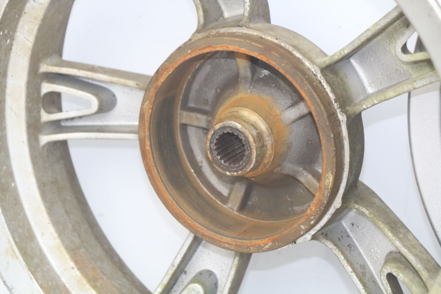 photo de PAIRE JANTE PEUGEOT KISBEE 4T 50 (2010 - 2017) - Zoom état d’usage