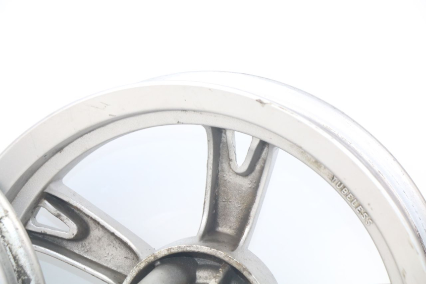 photo de PAIRE JANTE PEUGEOT KISBEE 4T 50 (2010 - 2017) - Points de fixation