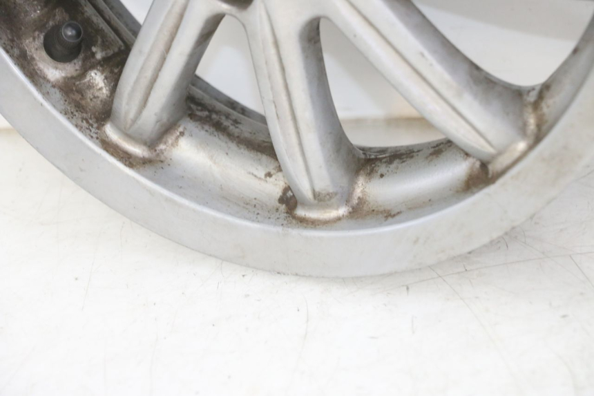 photo de PAIRE JANTE PIAGGIO MP3 LT 300 (2010 - 2016) - Vue rapprochée