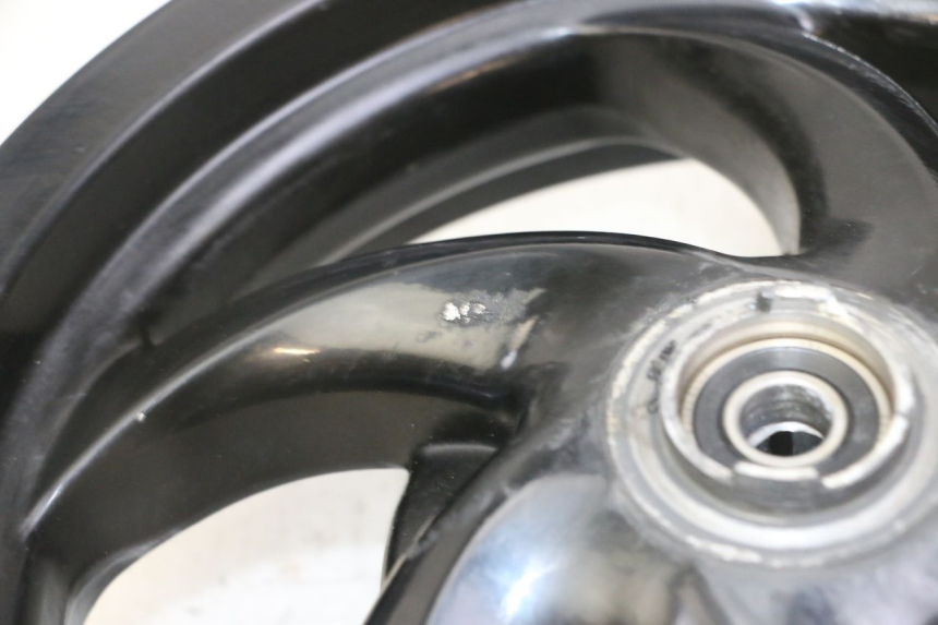 photo de PAIRE JANTES PIAGGIO NEW TYPHOON 50 (2018 - 2021) - Gros plan technique