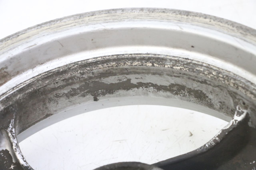 photo de PAIRE JANTES PEUGEOT ELYSTAR 50 (2002 - 2014) - Gros plan technique