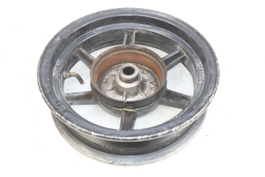 photo de PAIRE JANTE TNT MOTOR ROMA 10' 4T 50 (2019 - 2022) - Gros plan technique