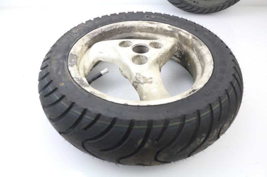 photo de PAIRE JANTES PEUGEOT SPEEDFIGHT LC 50 (1996 - 2002) - Vue rapprochée