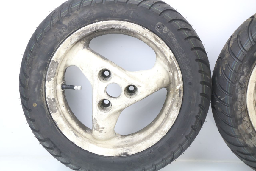 photo de PAIRE JANTES PEUGEOT SPEEDFIGHT LC 50 (1996 - 2002) - Inspection visuelle