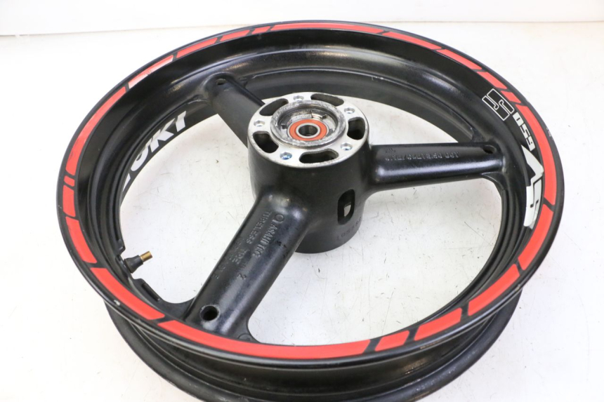 photo de PAIRE JANTES SUZUKI SV S 650 (2003 - 2009) - Points de fixation