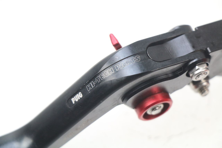 photo de PAIRE LEVIER FREIN KAWASAKI ER-6 ER6 N 650 (2009 - 2011) - Gros plan technique