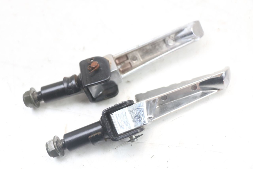 photo de PAIRE PLATINE CALE PIED ARRIERE MASH LEGEND'R 4T 50 (2021 - 2025) - Vue d’ensemble