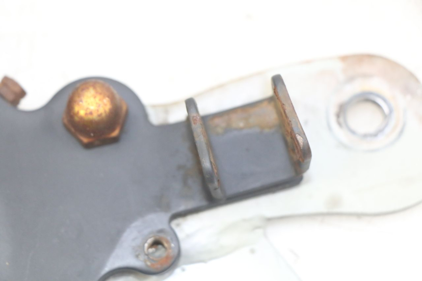 photo de PAIRE PLATINE CALE PIED AVANT YAMASAKI RAPTOR 50 (2013 - 2018) - Zoom état d’usage