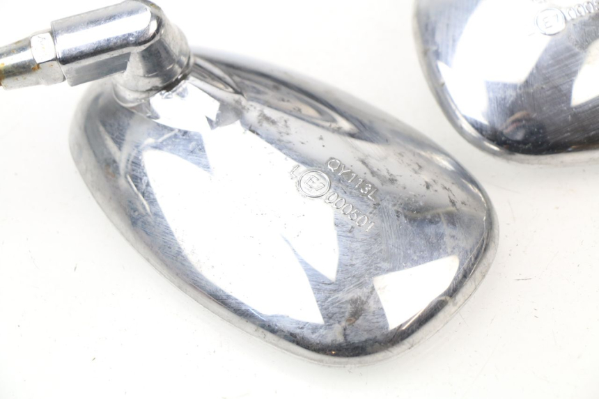 photo de PAIRE RETROVISEURS BHM BHM 125 (2010 - 2014) - Gros plan technique