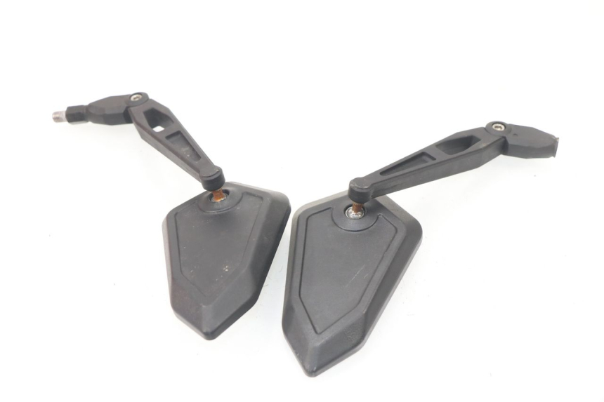 photo de PAIRE RETROVISEURS HONDA CBF 500 (2004 - 2007) - Zoom état d’usage