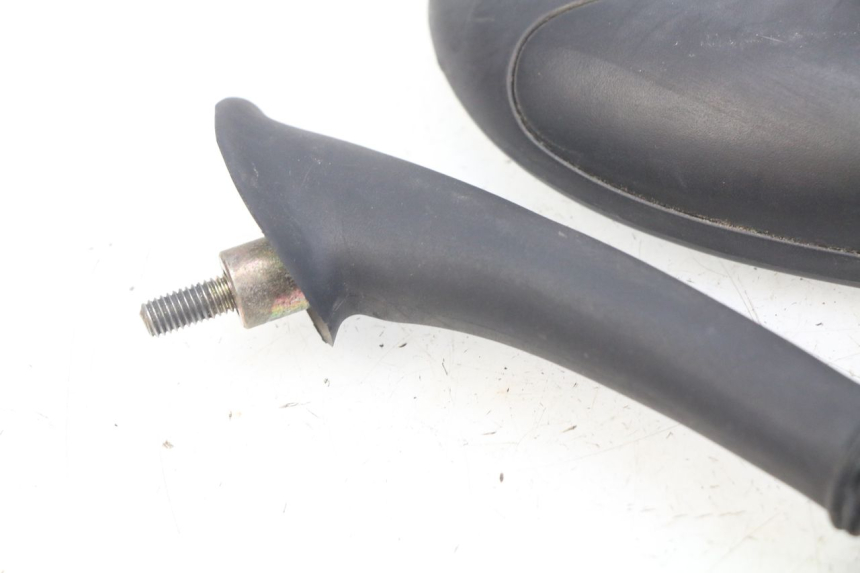 photo de PAIRE RETROVISEURS PIAGGIO FLY 100 (2006 - 2010) - Vue d’ensemble