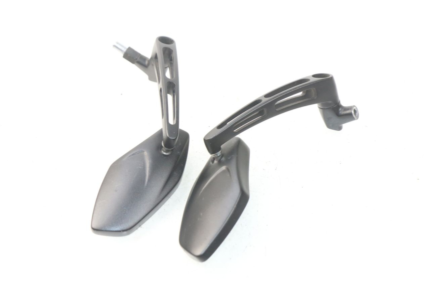 photo de PAIRE RETROVISEURS YAMAHA FZ8 800 (2010 - 2016) - Autre angle de vue