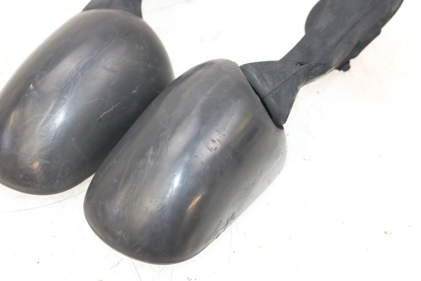 photo de PAIRE RETROVISEURS HONDA NSR R 125 (1994 - 2003) - Gros plan technique