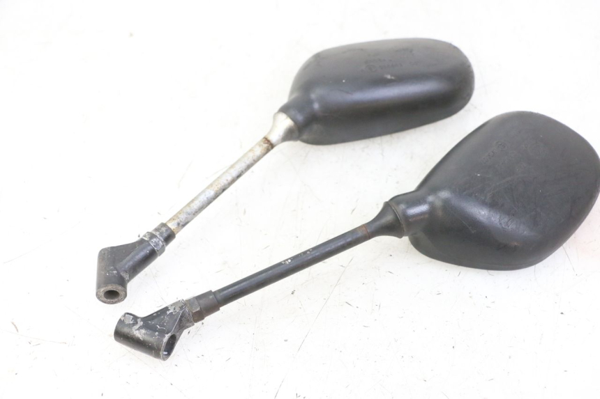 photo de PAIRE RETROVISEURS PEUGEOT KISBEE 4T 50 (2010 - 2017) - Points de fixation