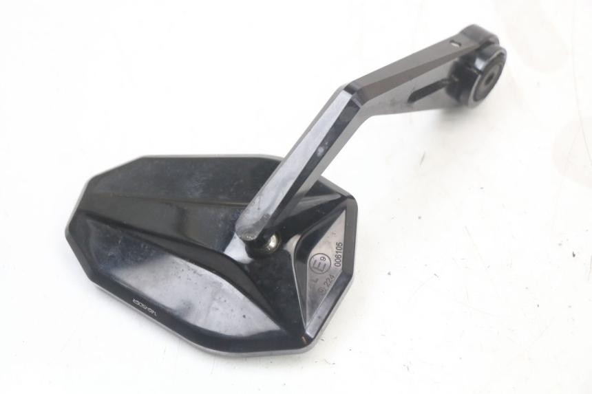 photo de PAIRE RETROVISEURS SUZUKI GSR 750 (2011 - 2017) - Détails caractéristiques