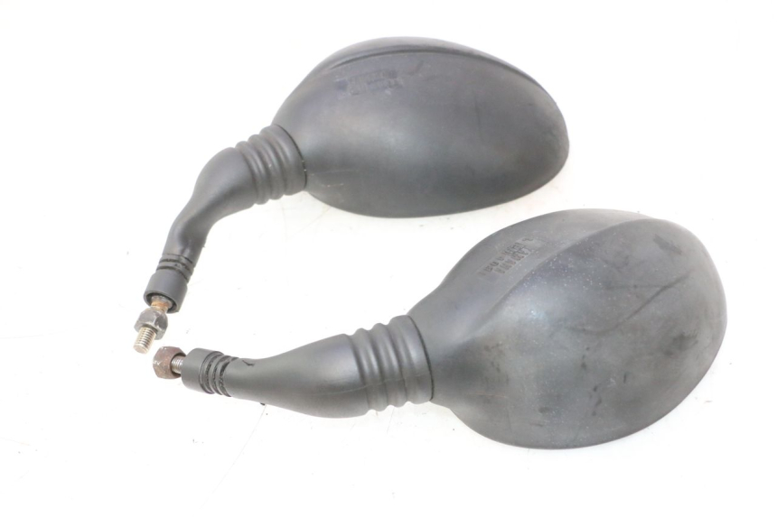 photo de PAIRE RETROVISEURS YAMAHA YP MAJESTY 125 (1998 - 2001) - Photo complémentaire