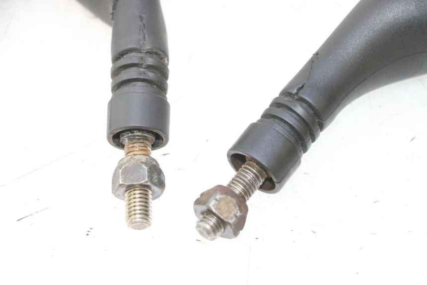 photo de PAIRE RETROVISEURS YAMAHA YP MAJESTY 125 (1998 - 2001) - Angle alternatif