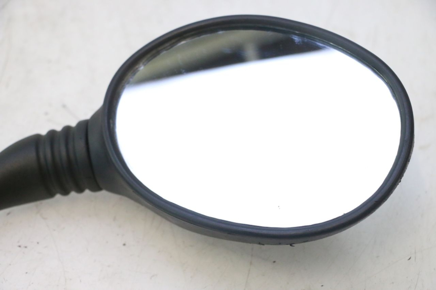 photo de PAIRE RETROVISEURS YAMAHA YP MAJESTY 125 (1998 - 2001) - Zoom état d’usage