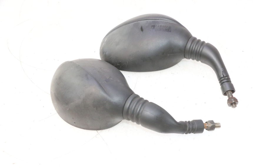 photo de PAIRE RETROVISEURS YAMAHA YP MAJESTY 125 (1998 - 2001) - Points de fixation