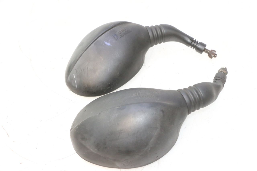 photo de PAIRE RETROVISEURS YAMAHA YP MAJESTY 125 (1998 - 2001) - État de surface