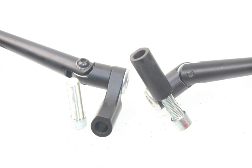 photo de PAIRE RETROVISEURS KAWASAKI Z Z900 900 (2017 - 2019) - Autre angle de vue