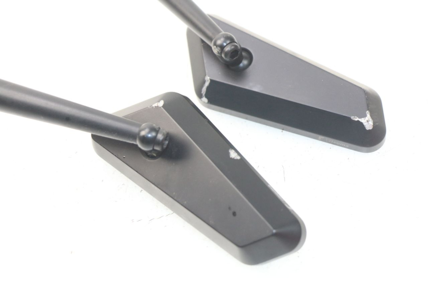 photo de PAIRE RETROVISEURS KAWASAKI Z Z900 900 (2017 - 2019) - État de surface