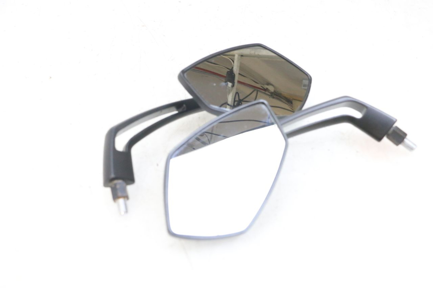 photo de PAIRE RETROVISEURS KAWASAKI ZR 7 750 (1999 - 2004) - Autre angle de vue