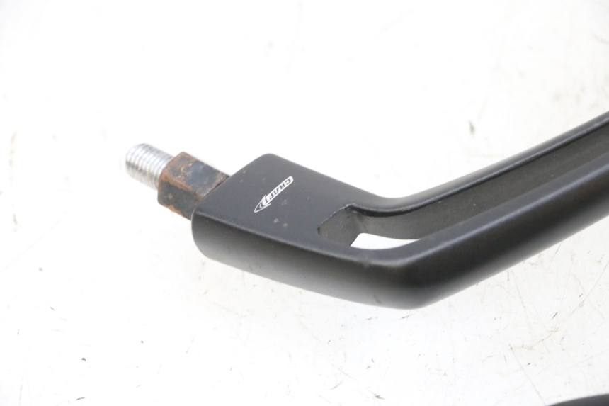 photo de PAIRE RETROVISEURS KAWASAKI ZR 7 750 (1999 - 2004) - Gros plan technique