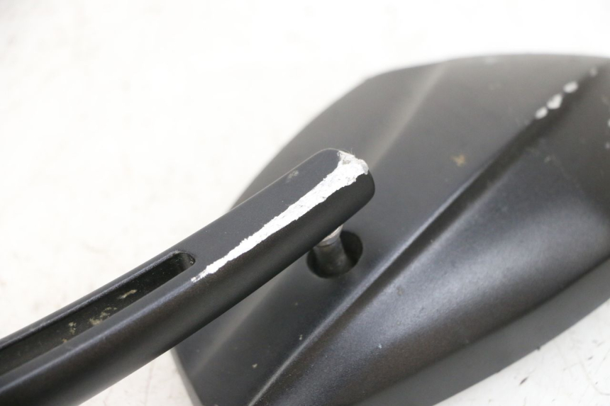 photo de PAIRE RETROVISEURS KAWASAKI ZR 7 750 (1999 - 2004) - Points de fixation