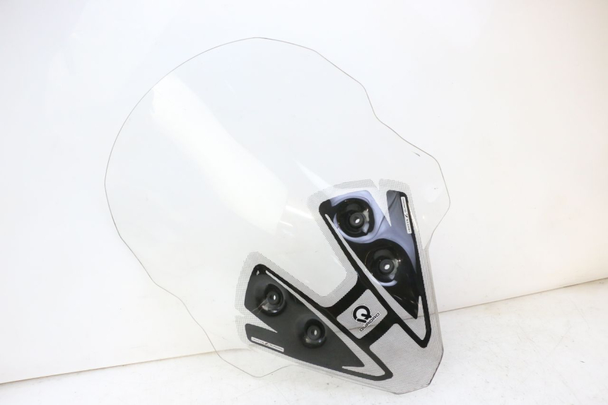 photo de PARE BRISE QUADRO 4 4D 350 (2015 - 2018) - Autre angle de vue