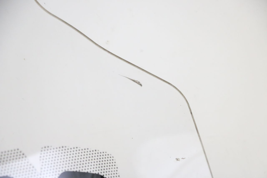 photo de PARE BRISE QUADRO 4 4D 350 (2015 - 2018) - Vue d’ensemble