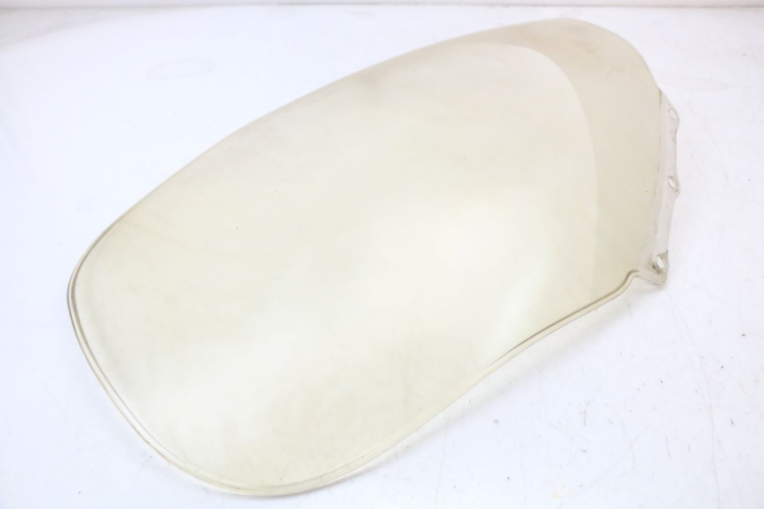 photo de PARE BRISE SUZUKI BURGMAN 125 (2007 - 2014) - Zoom état d’usage