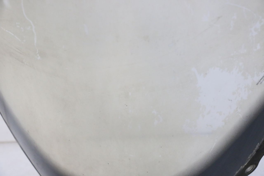 photo de PARE BRISE SUZUKI BURGMAN 125 (2007 - 2014) - Détail de la pièce