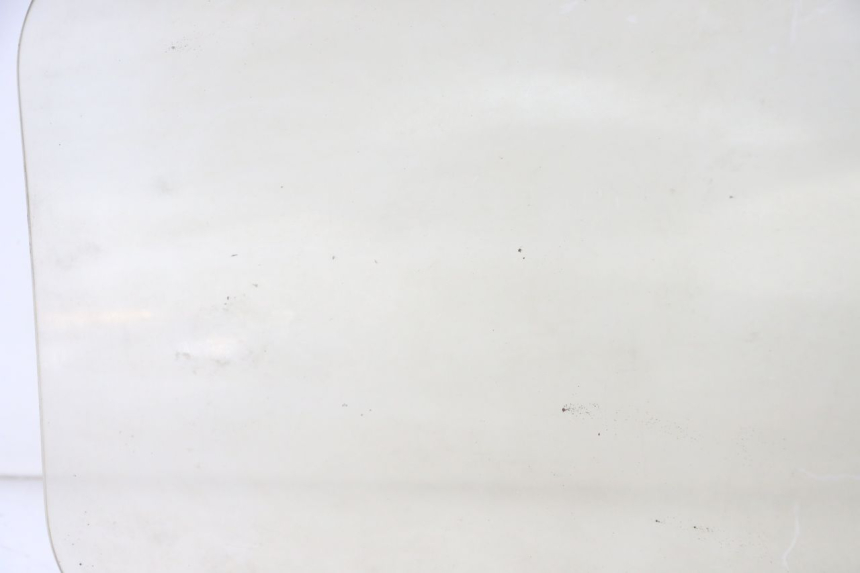 photo de PARE BRISE SUZUKI BURGMAN 125 (2007 - 2014) - Inspection visuelle