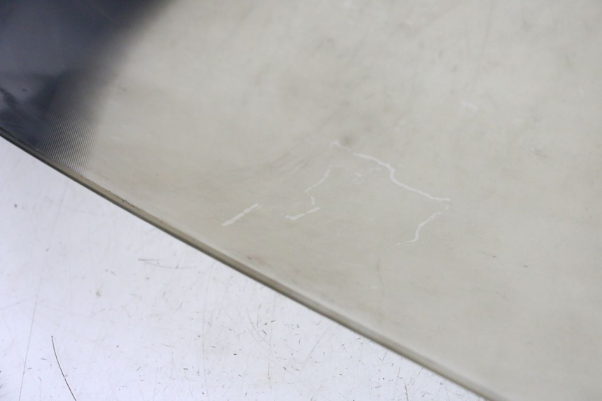 photo de PARE BRISE SUZUKI BURGMAN 125 (2007 - 2014) - Vue d’ensemble