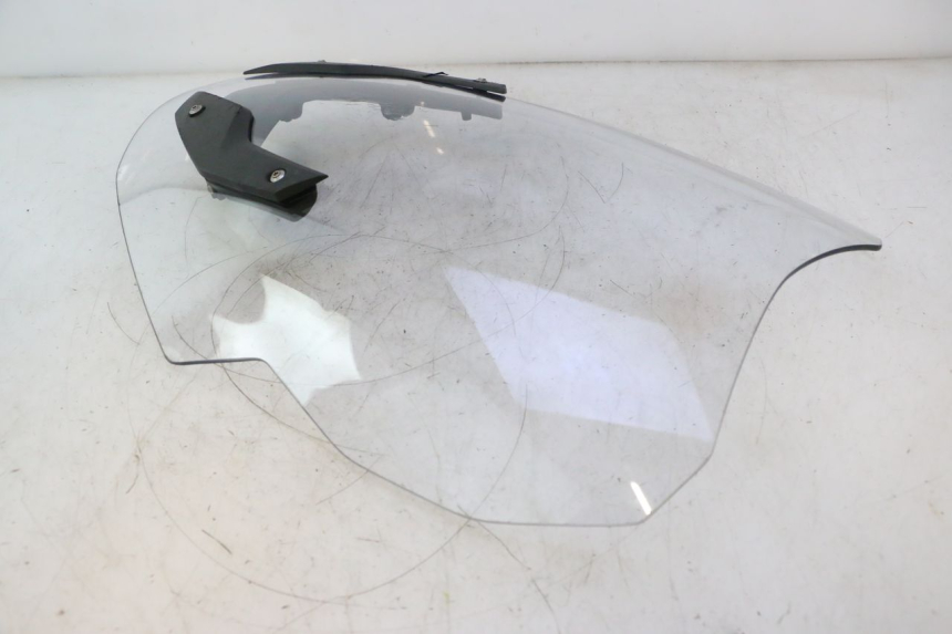 photo de PARE BRISE BMW C SPORT 650 (2015 - 2021) - Zoom état d’usage