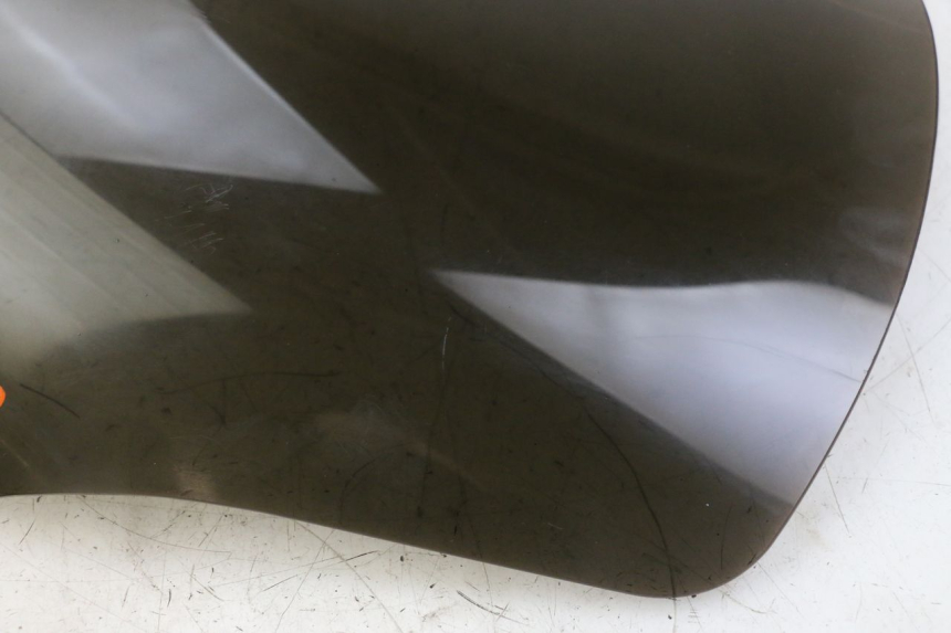 photo de PARE BRISE PEUGEOT CITYSTAR 50 (2013 - 2017) - Détail de la pièce