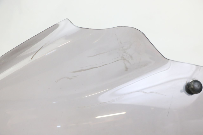 photo de PARE BRISE PEUGEOT ELYSTAR 125 (2002 - 2007) - Points de fixation