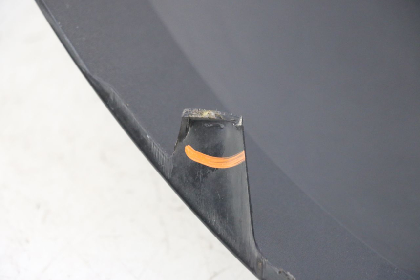 photo de PARE BRISE PEUGEOT ELYSTAR 50 (2002 - 2014) - Détails caractéristiques