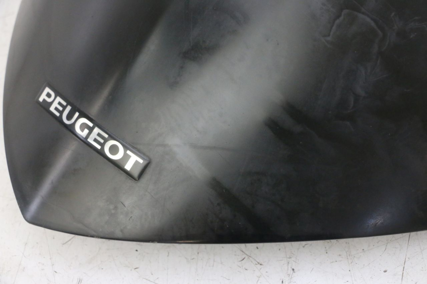 photo de PARE BRISE PEUGEOT ELYSTAR 50 (2002 - 2014) - Zoom état d’usage